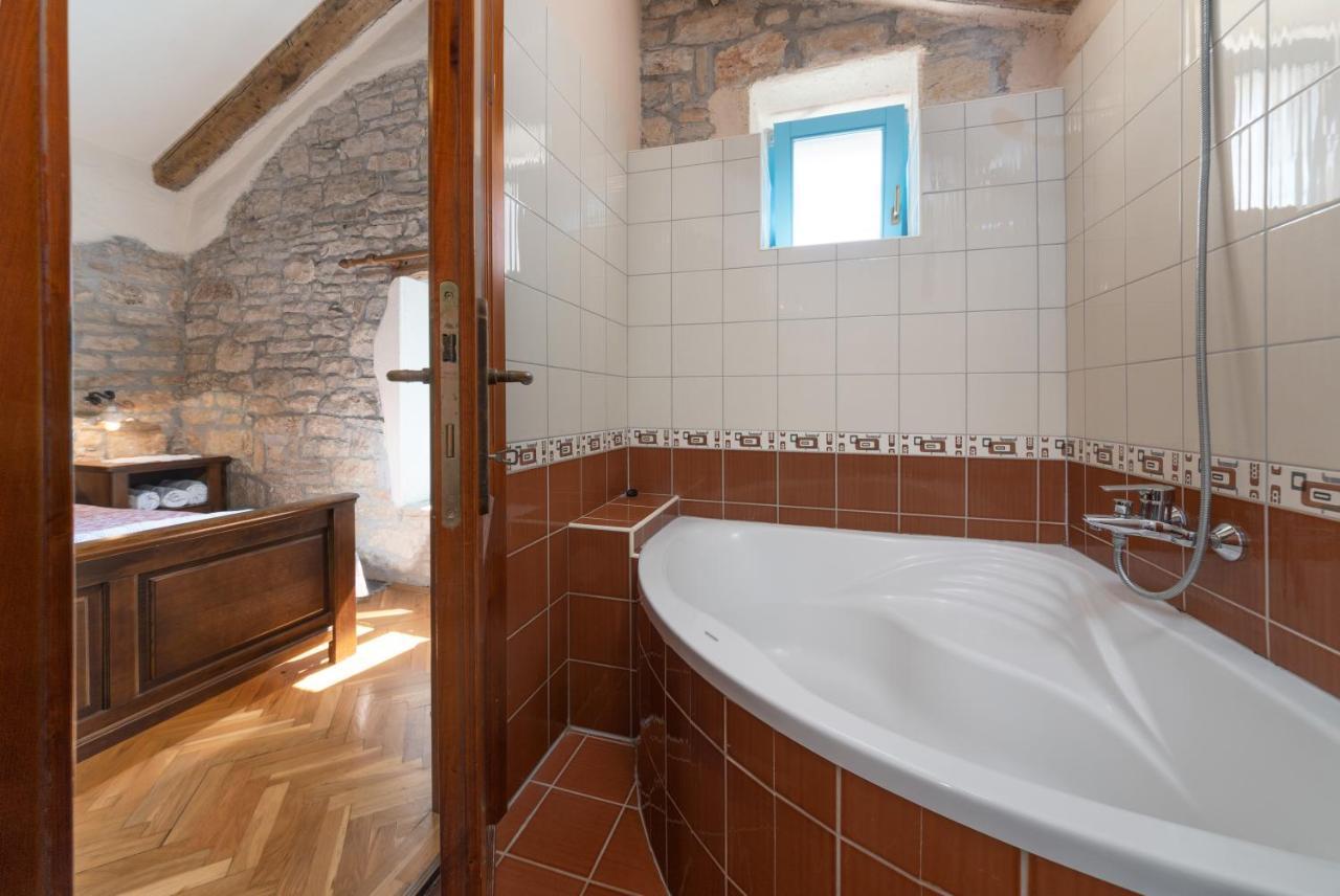 Villa Janko Sveti Lovrec Pazenaticki Ngoại thất bức ảnh